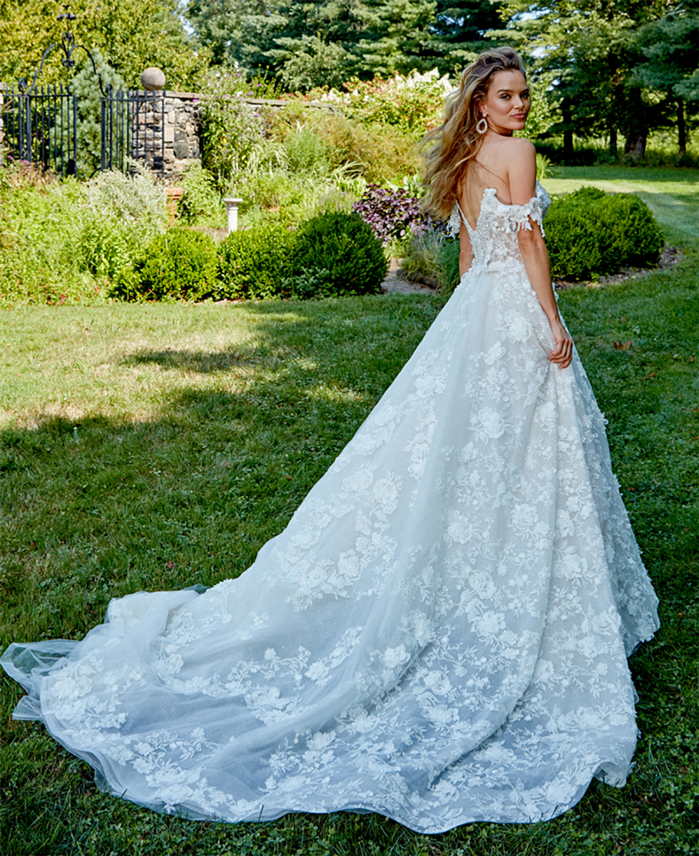 Eve of Milady White Tulle, Lace Ballgown