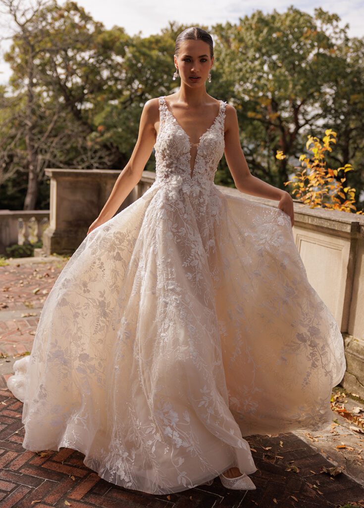 Style 1686 - Eve Of Milady